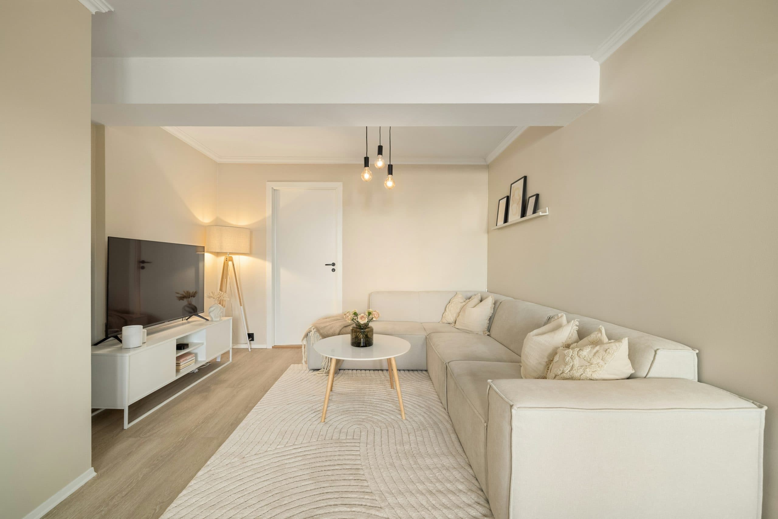 Is Managing a Dubai Villa More Complex Than an Apartment?